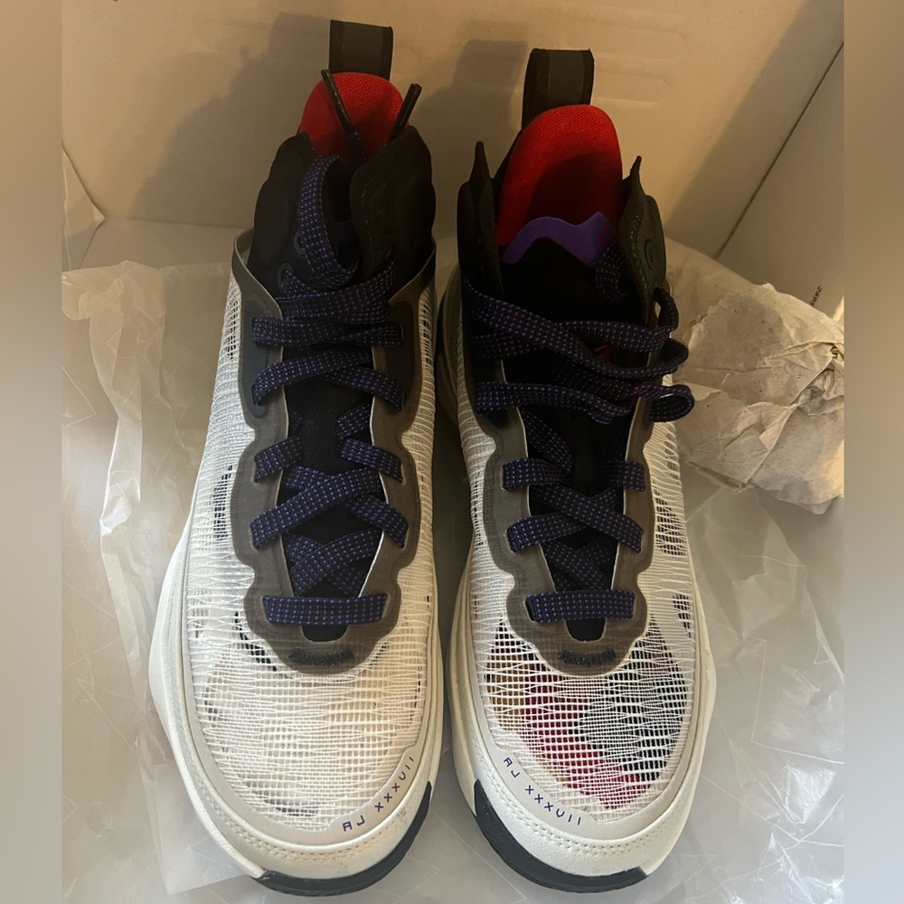 Air Jordans XXXVII